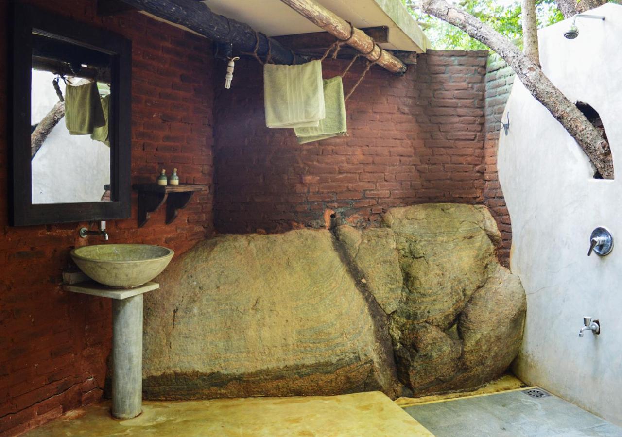 Back Of Beyond - Wild Haven Villa สิกิริยา ภายนอก รูปภาพ