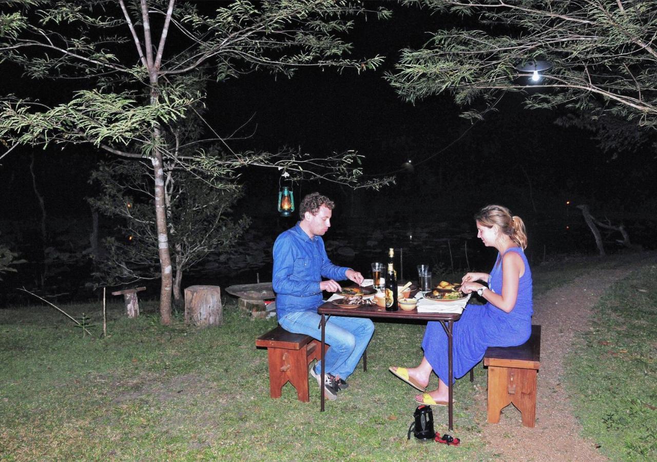 Back Of Beyond - Wild Haven Villa สิกิริยา ภายนอก รูปภาพ